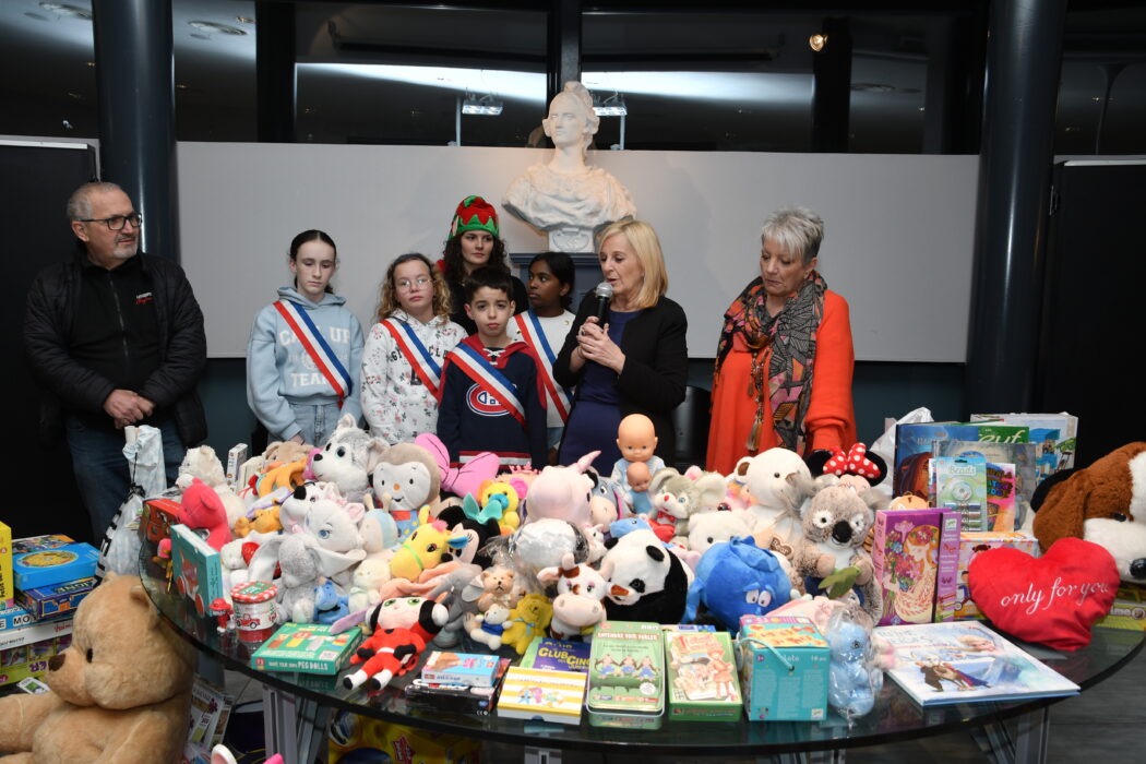 remise des cadeaux au secours populaire 06.12 (3)